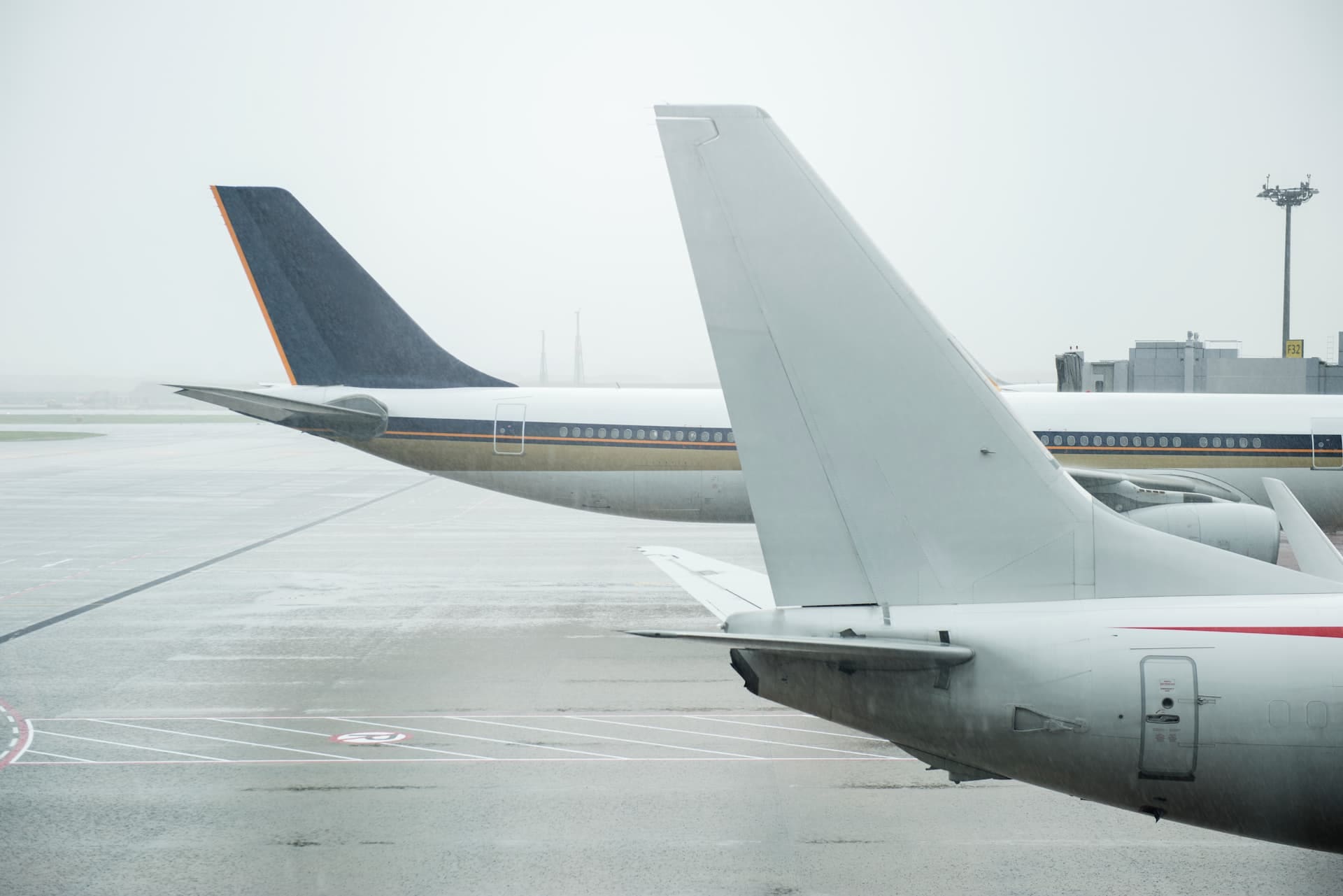 aircrafts-in-an-airport-2023-11-27-04-52-50-utc (1)